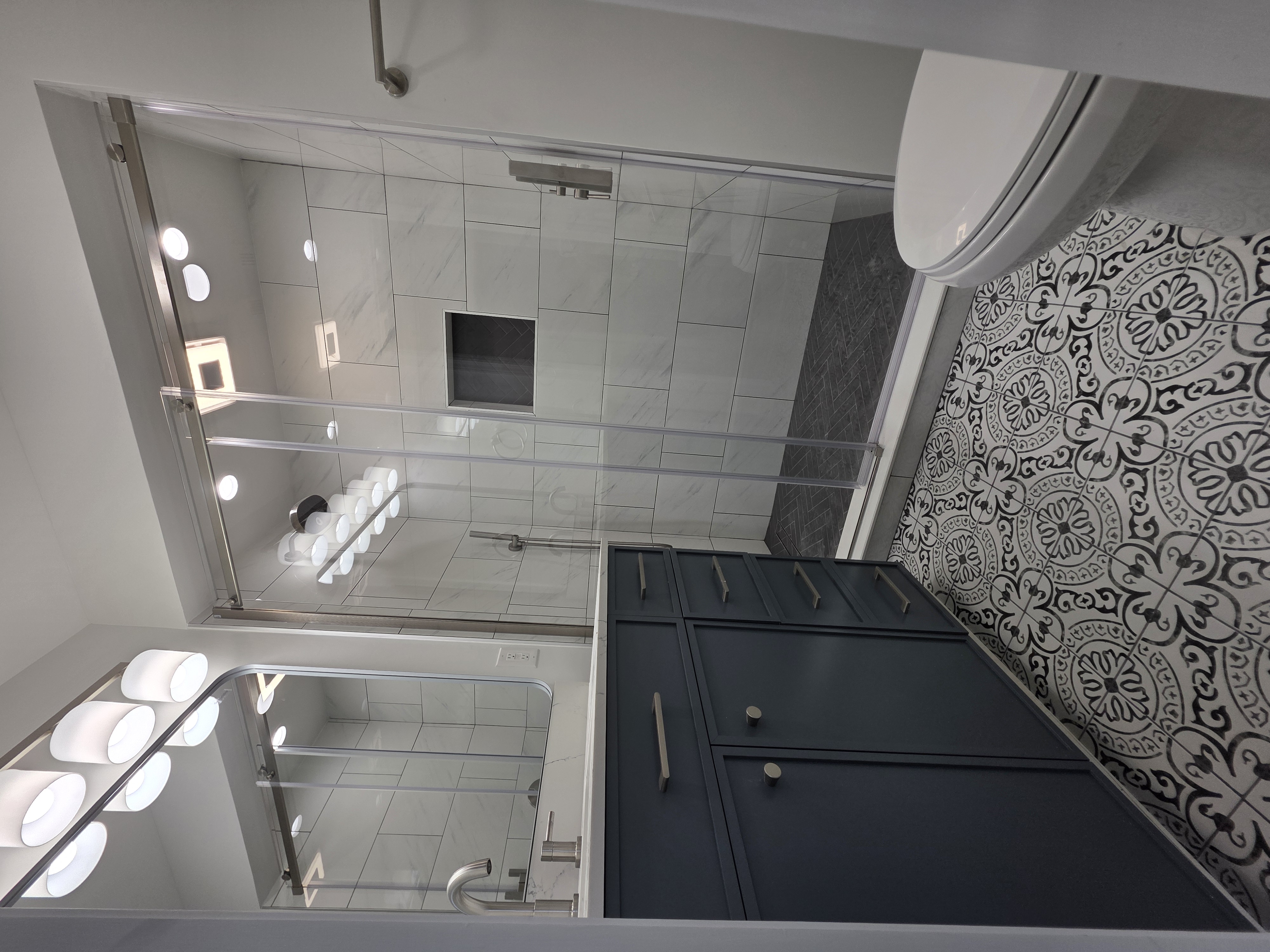 Contemporary Bathroom with Patterned Floor